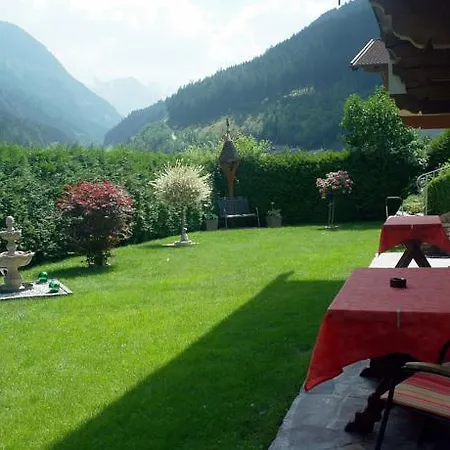 Permoser Apartment